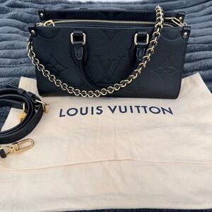 Louis Vuitton OnTheGo East West
